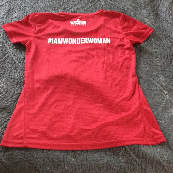 🎃Wonder Woman red jersey shirt- Small - Picture 3 of 7